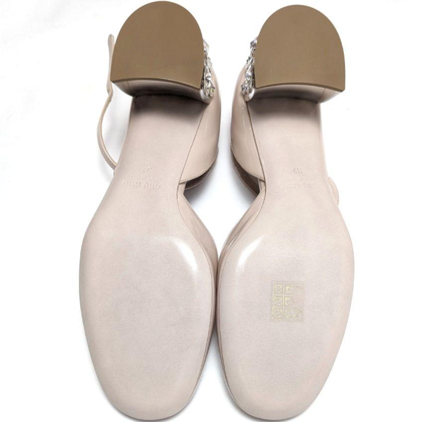 未使用さん♥miumiuミュウミュウ ビジューヒール パンプス 37 – マダム