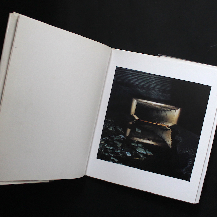 アンダーグラウンド / Underground - 畠山 直哉 / Naoya Hatakeyama