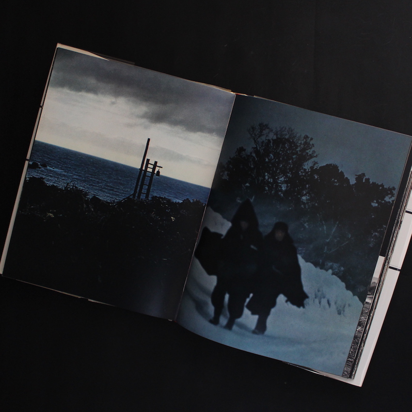 佐渡 / Sado（Signed） - 岩宮 武二 / Takeji Iwamiya