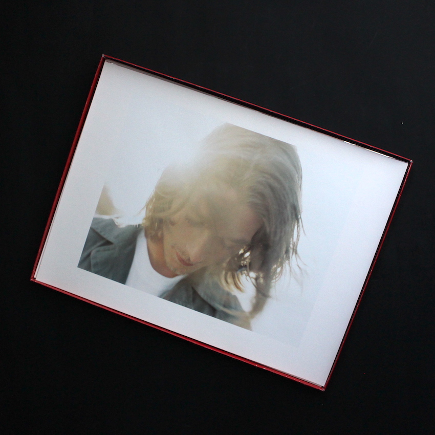 Hugo Boss Autumn / Winter 1995/96（Photo by Juergen Teller）