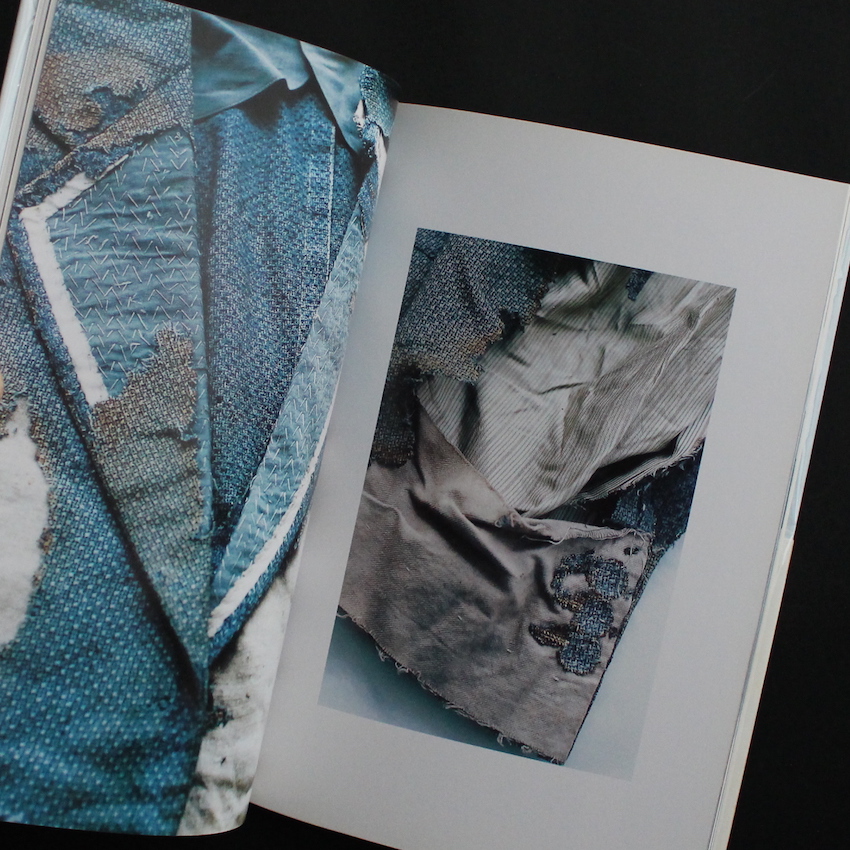 ひろしま / Hiroshima（Signed） - 石内 都 / Miyako Ishiuchi