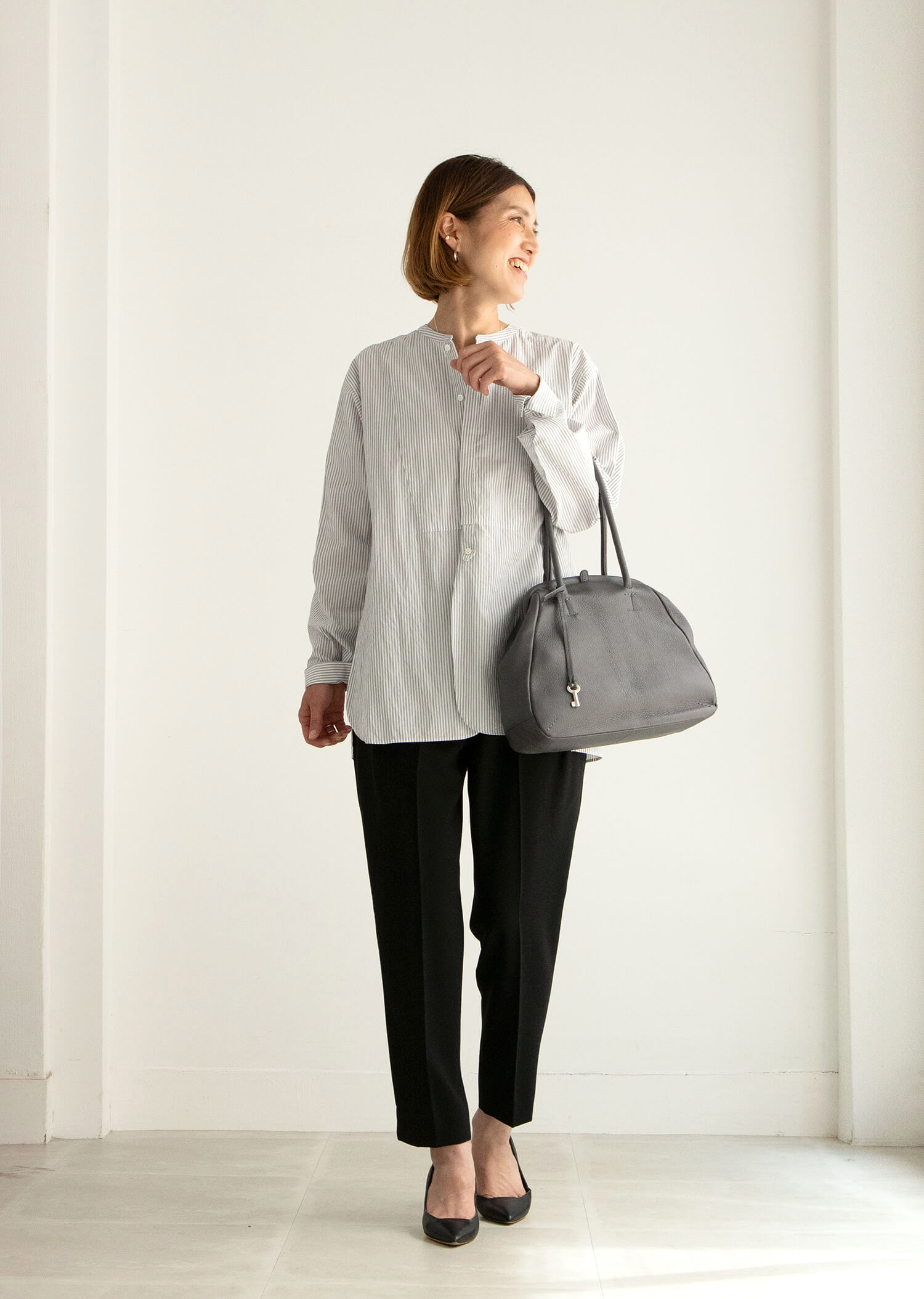 予約】3月下旬～4月初旬頃入荷予定「しっくりバッグ グレー