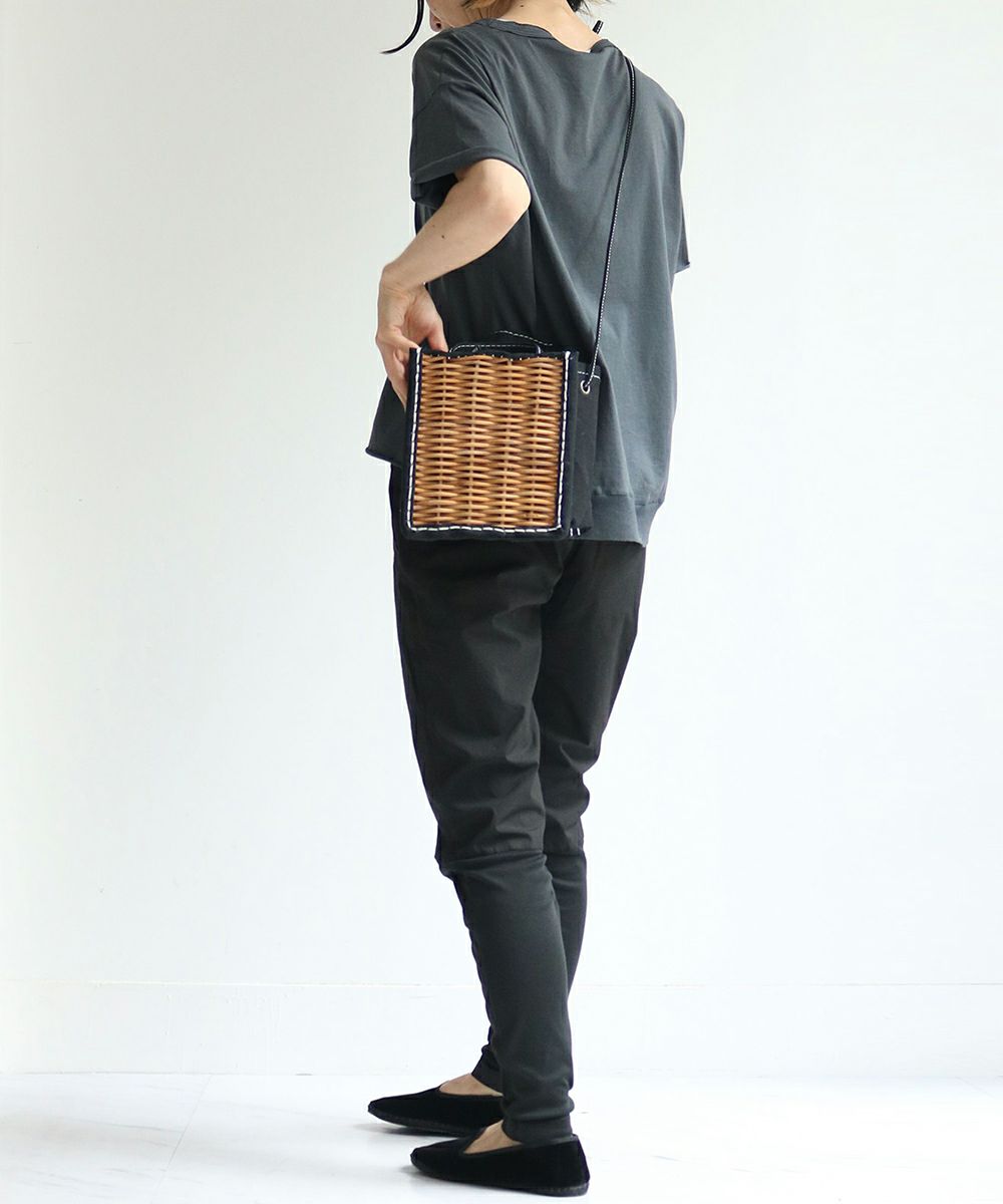 ebagos かご袋ショルダー（カゴポシェット）防水キャンバス×紅籐 BLACK