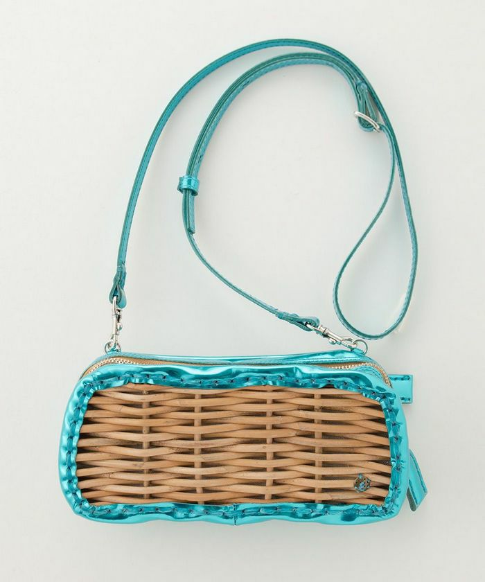 ebagos エバゴス 牛革ソフトショルダーベルト付き籐付き長財布 BLACK