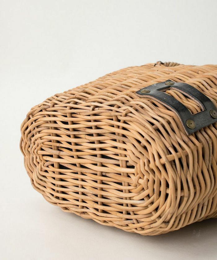 ebagos オープンハート バスケット ブライドルレザー×紅藤 BLACK