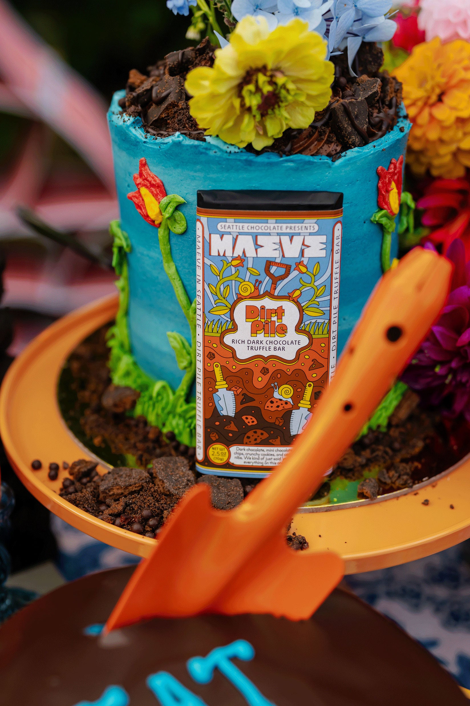 Dirt Pile Crunchy Chocolate Bar | Shop Maeve Sustainable Chocolate