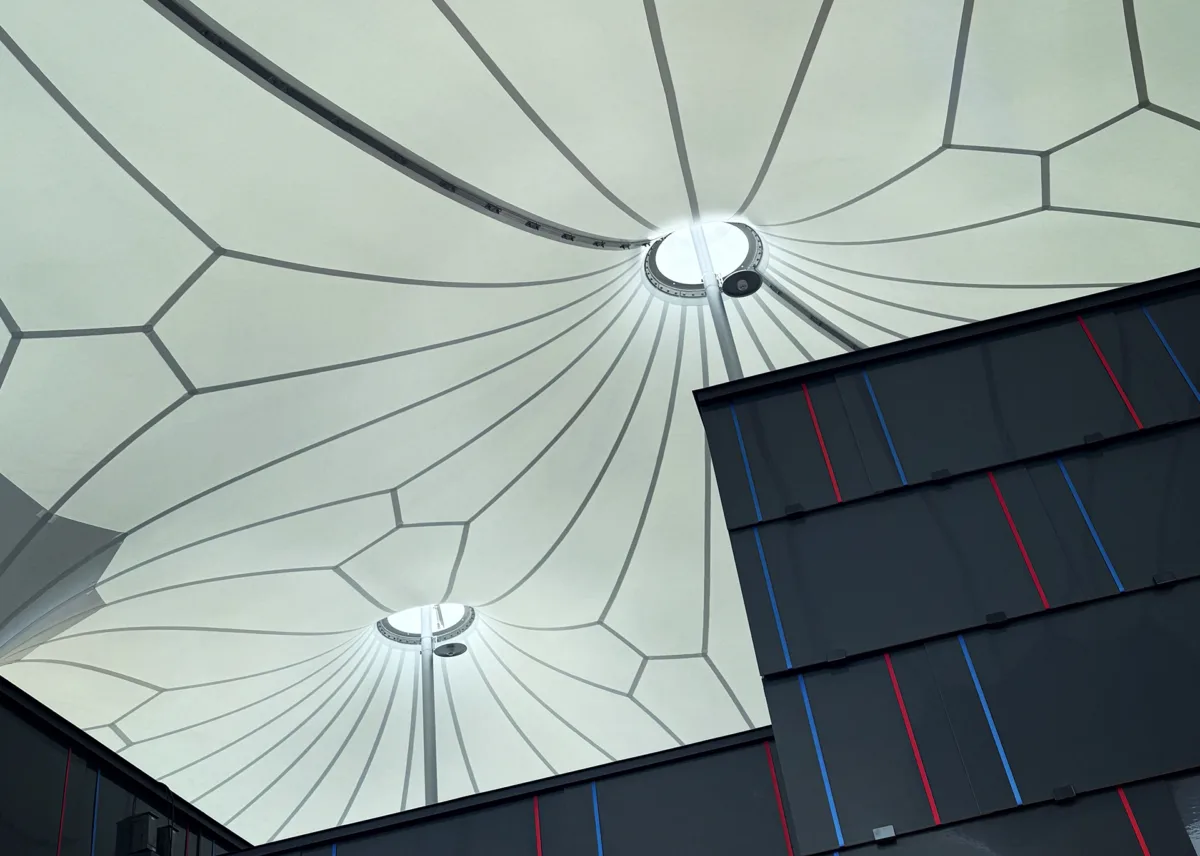 大阪・関西万博の“屋根”がバッグに。「SEAL」が手がける新たな循環