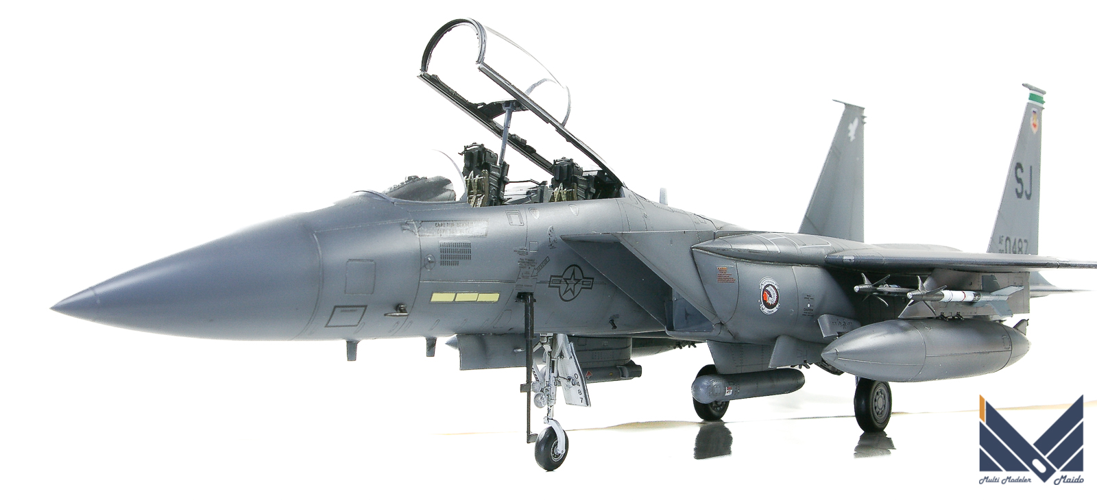 レベル 1/48 F-15E ストライクイーグル 完成品 REVELL | 模型工房M