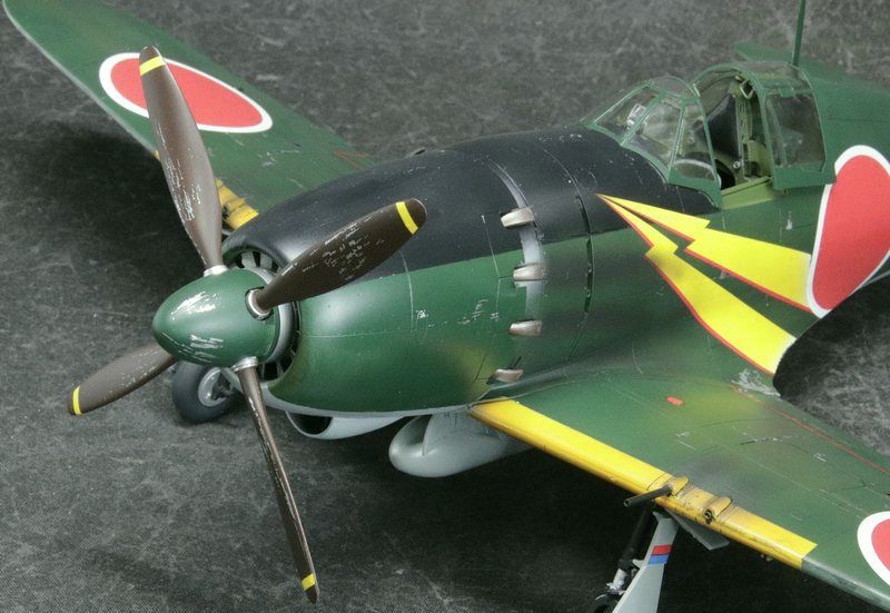 1/32三菱 J2M3 局地戦闘機 雷電 21型 完成品｜艦船模型の販売する