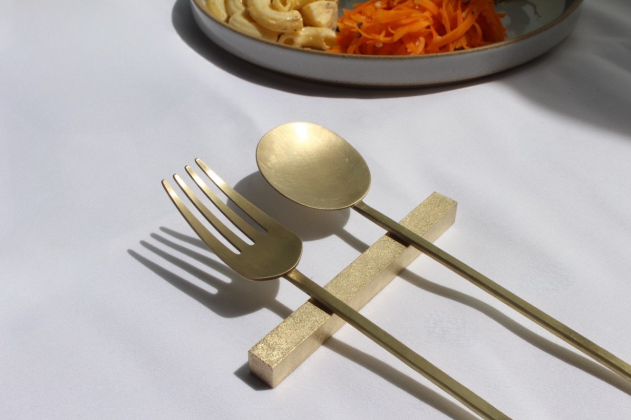 真鍮カトラリーシリーズ スッカラ / iron｜KUMIJI DESIGN｜z／a