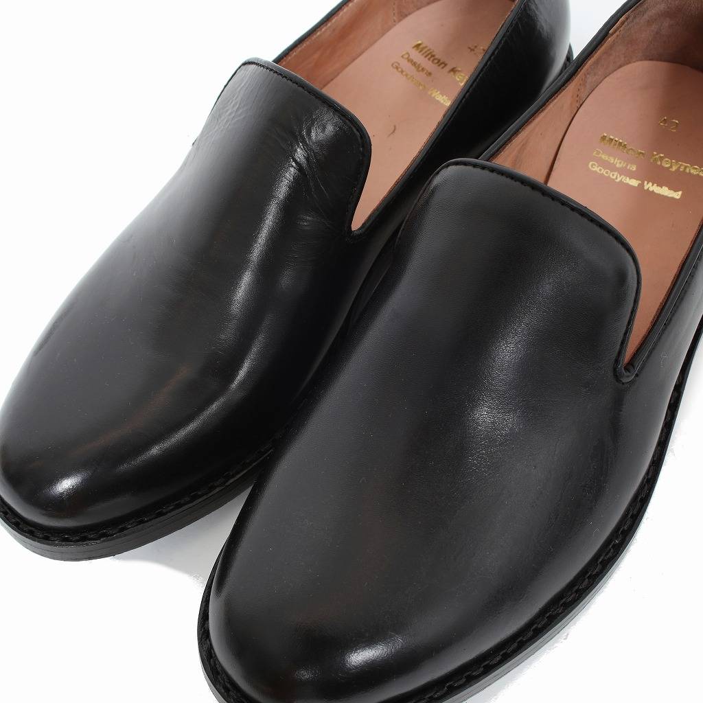 Milton Keynes ミルトンキーンズ レザーフラットシューズ ラバーソール