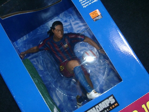 FTCHAMPS 12インチ（30センチ）フィギュア ロナウジーニョ バルセロナ