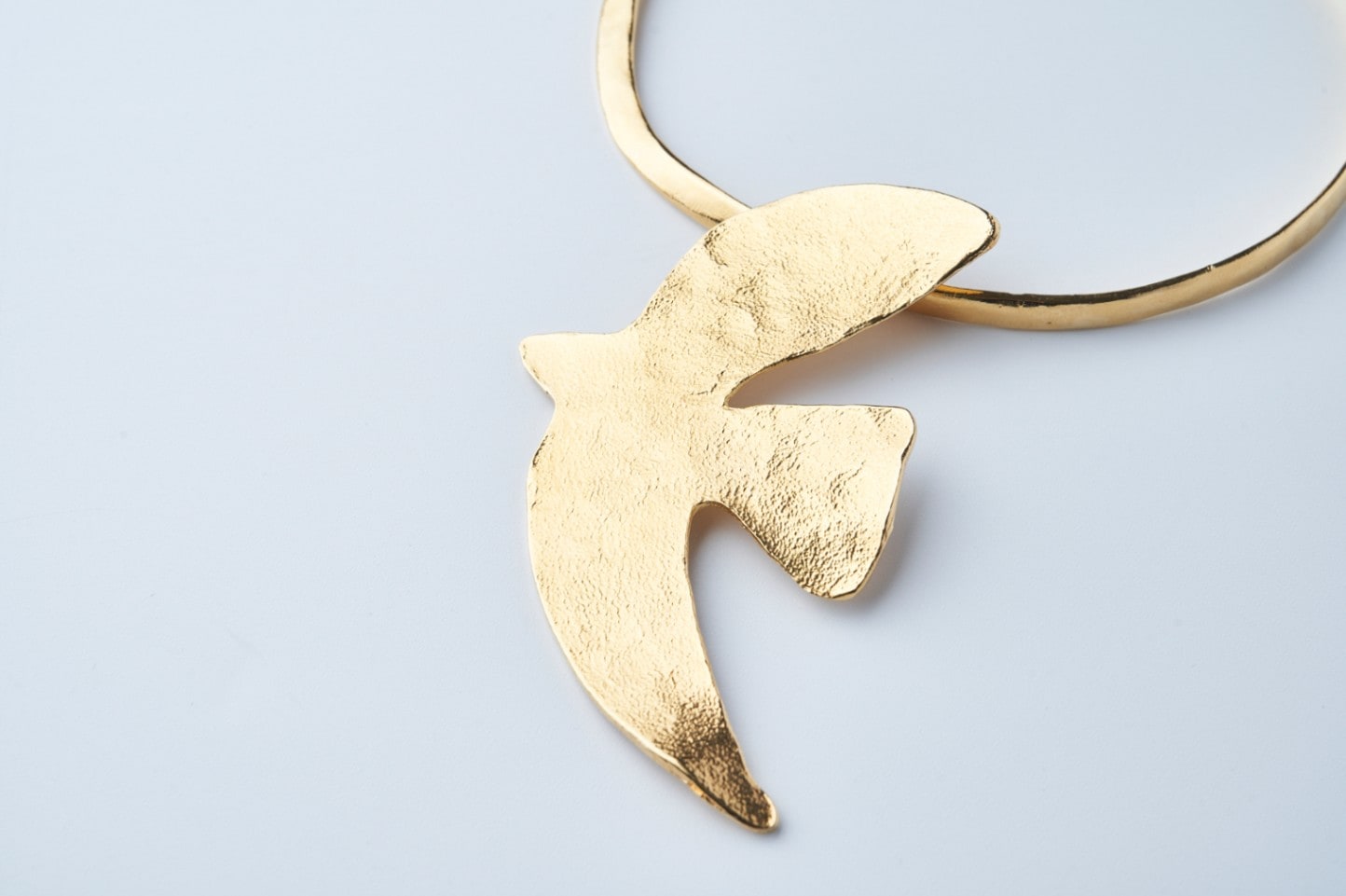 ラ・コロンブ(鳩)チョーカー ゴールド