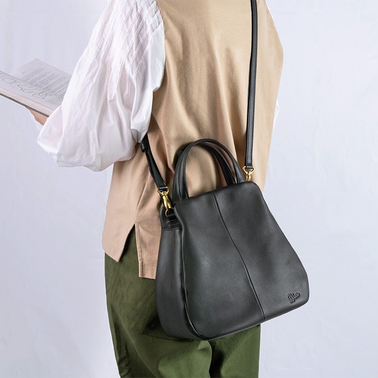 本革 2wayハンドバッグ Diu ディウ 322d7702 | Diu ディウ 〈ブランド