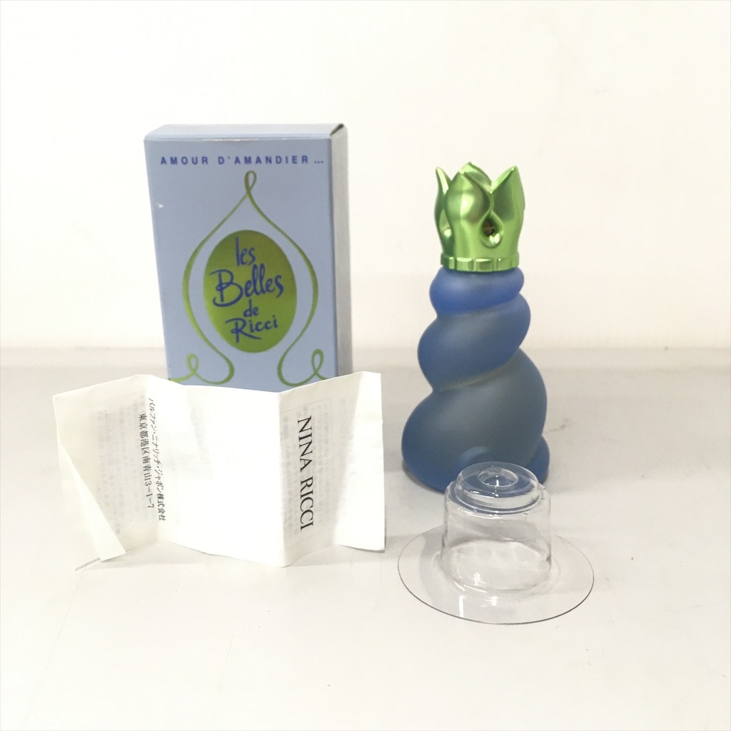 中古 NINA RICCI ニナリッチ 恋のアーモンド レベルドゥリッチ2 30ml瓶