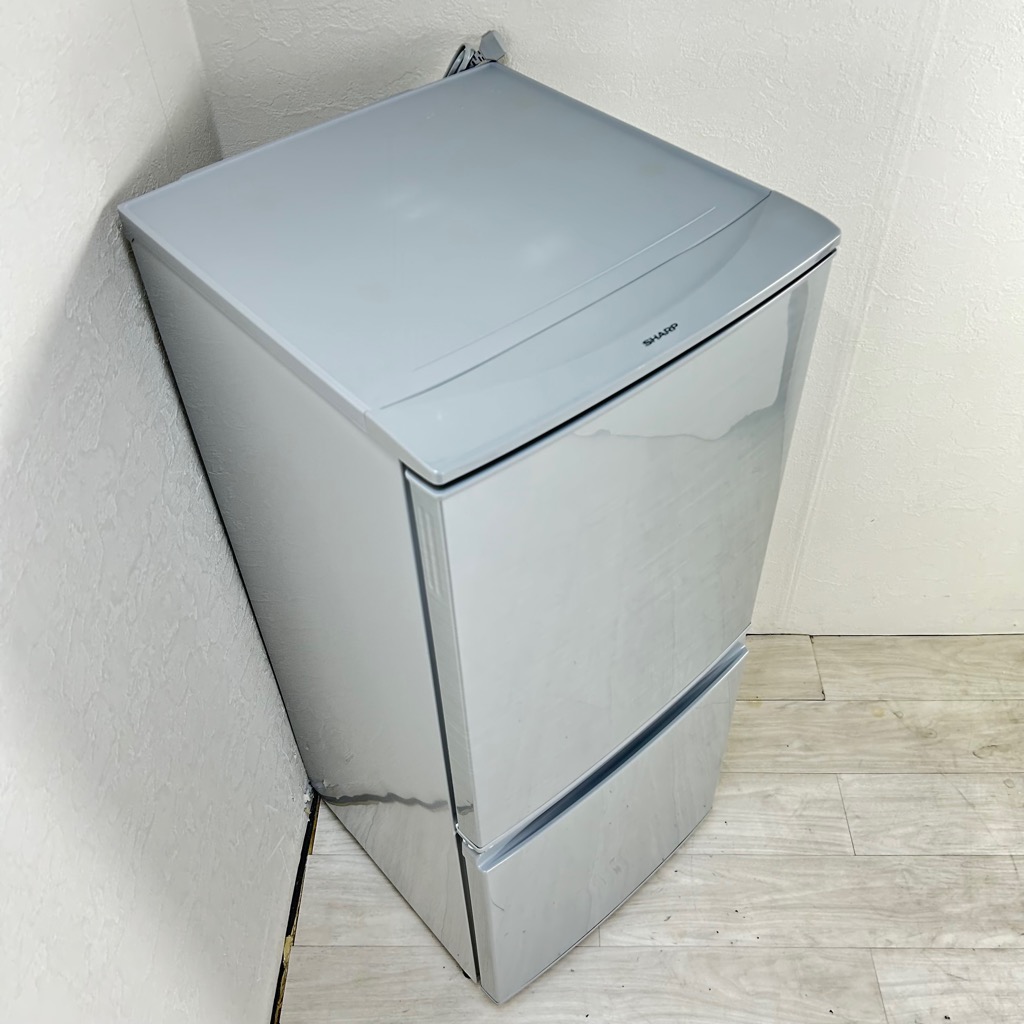 SHARP どっちもドア 2ドア 冷蔵庫 2016 sj-d14c 137L