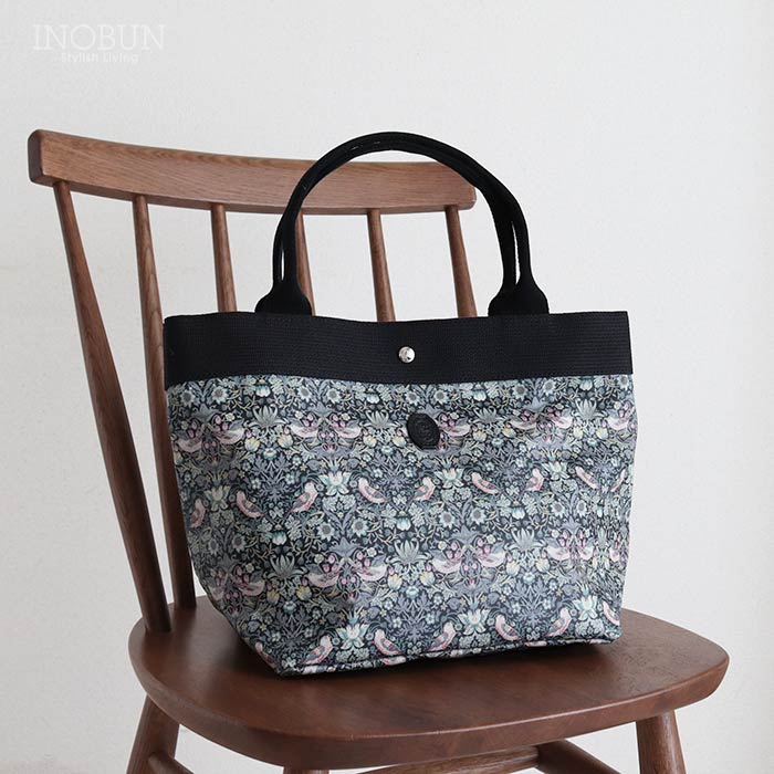 Coupole リバティ 舟形トートバッグ Mサイズ Strawberry Thief/LE