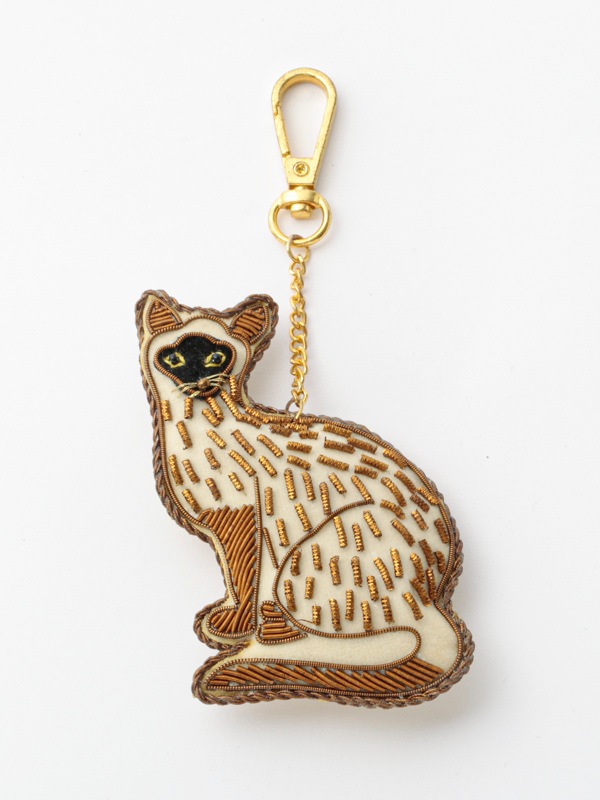 ザリ刺繍キーホルダー （ネコ) M21-1128 ｜KANKAN ONLINE SHOP【公式】