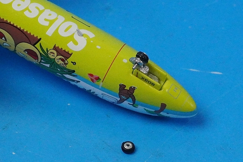 1/400 B737-800 ソラシドエア ナッシージェット宮崎 JA803X ［04545