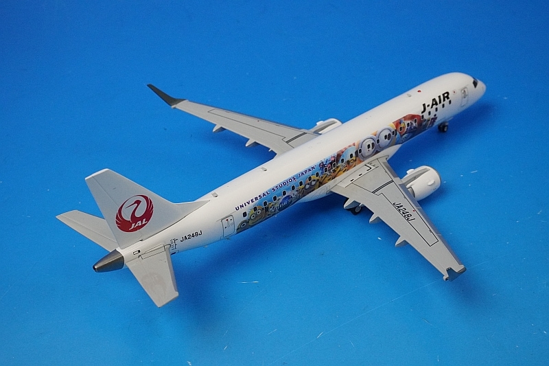 1/200 エンブラエル190 J-AIR ジェイエア ミニオンジェット JA248J