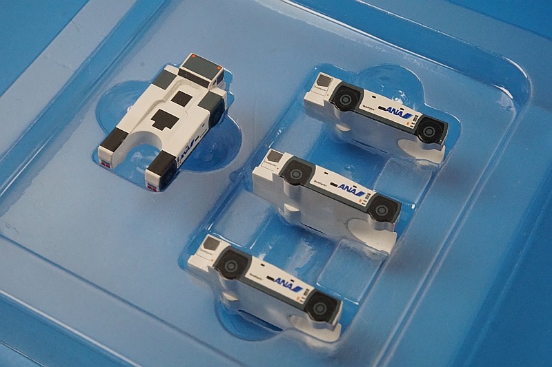 1/400 Airport GSE sets 空港 ANA トーイングトラクター ジオラマ