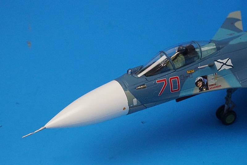 1/72 Su-33 フランカーD ロシア海軍 チムール・アパキージェ少将記念
