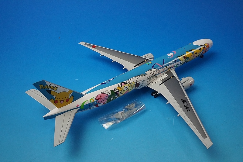 1/200 B777-300 ANA ポケモン ピースジェット JA754A ［EW2773001] JC