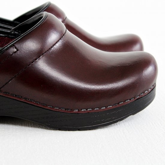dansko（ダンスコ）Professional Cabrio Cordvan プロフェッショナル