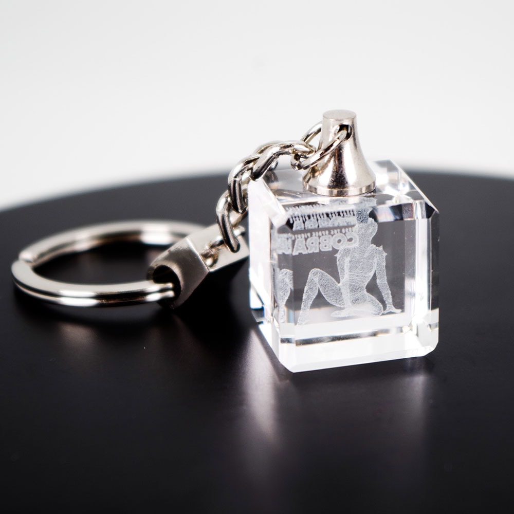 コブラ/レディ3Dクリスタルキーホルダー｜墓場の画廊ONLINE STORE