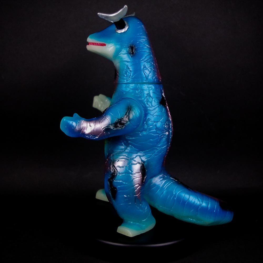 ブルマァク BULLMARK/ソフビ/エレキング/蓄光｜墓場の画廊ONLINE STORE