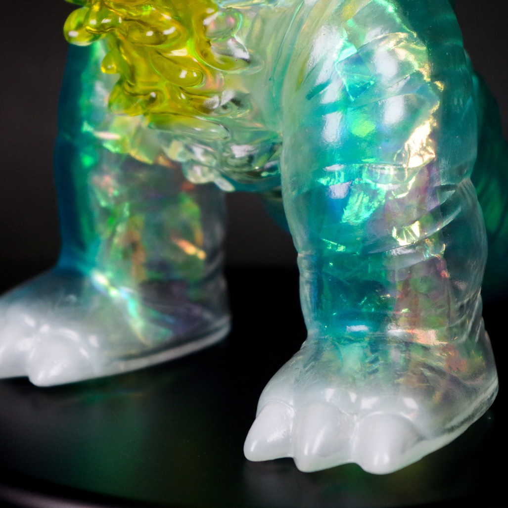 ブルマァク BULLMARK/ソフビ/ゴモラ/オーロラカラー｜墓場の画廊ONLINE