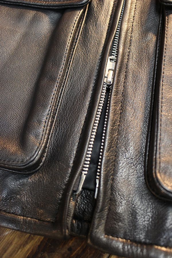 カドヤ(KADOYA) ALTER KEIS（アルタケイス） HUNTING VEST ゴート