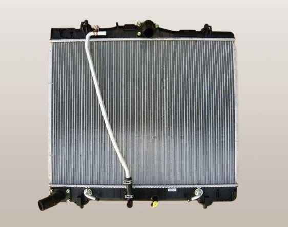 ハイエース ラジエーター TRH200K TRH200V 16400-75481 AT車 社外新品