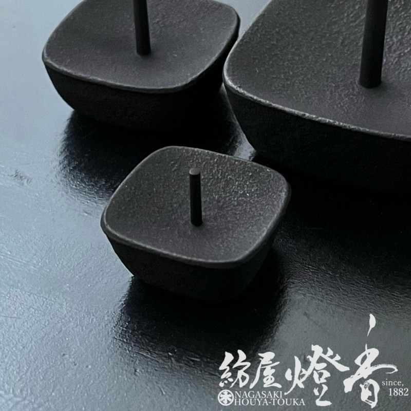燭台/蝋燭立『和ろうそく用【南部鉄器・こま燭台/小サイズ】紙箱[南部