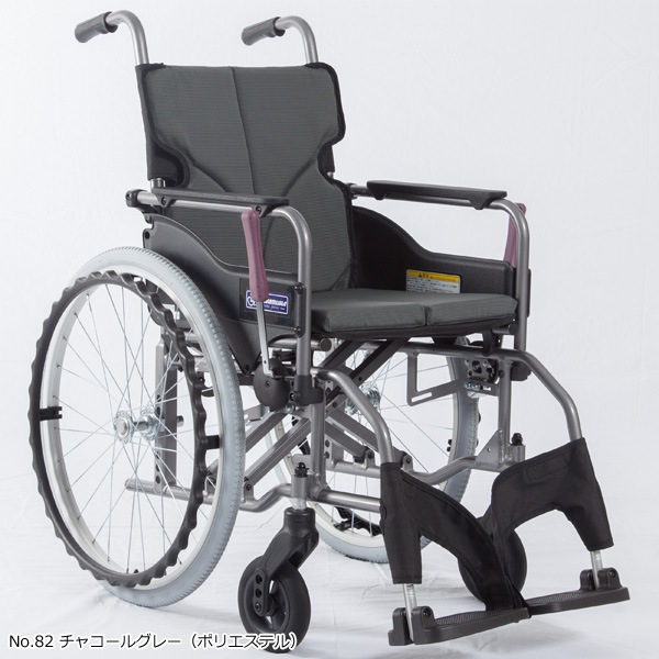 自走用車いす KMD-A22-42S-M［シート幅42cm］ | 車いす通販のロッキー