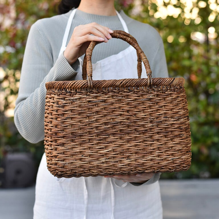 あけび籠 ♪ 北海道十勝バスケット あけびかご3（展示） | iichi 日々の暮らしを