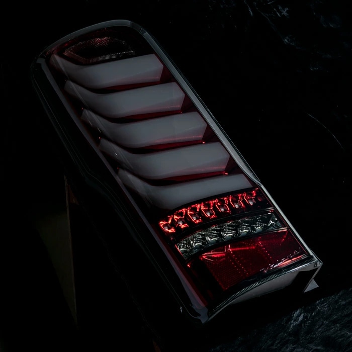 補修用・片側のみ】 公式ショップ限定カラー NV350 キャラバン Valenti