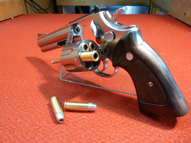 店内全品5％OFFクーポン】マルシン・S&W M629クラシック.44マグナム