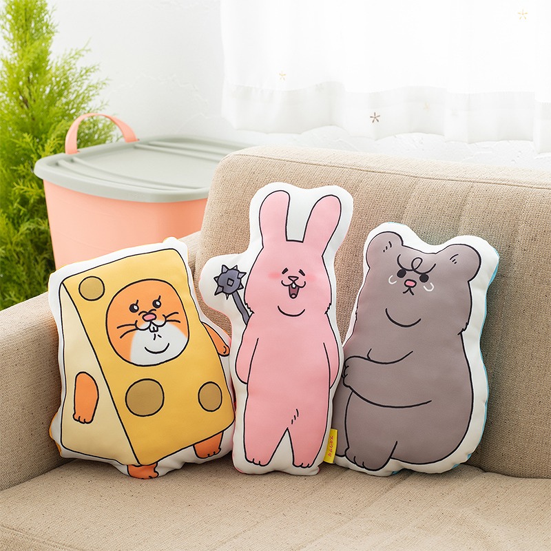 スキネズミ ゆるダイカットクッション(チーズだよぉ) | CHARACTERS