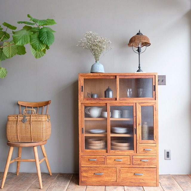 食器棚 モールガラス｜古家具,棚類｜古家具・アンティーク家具 R-select