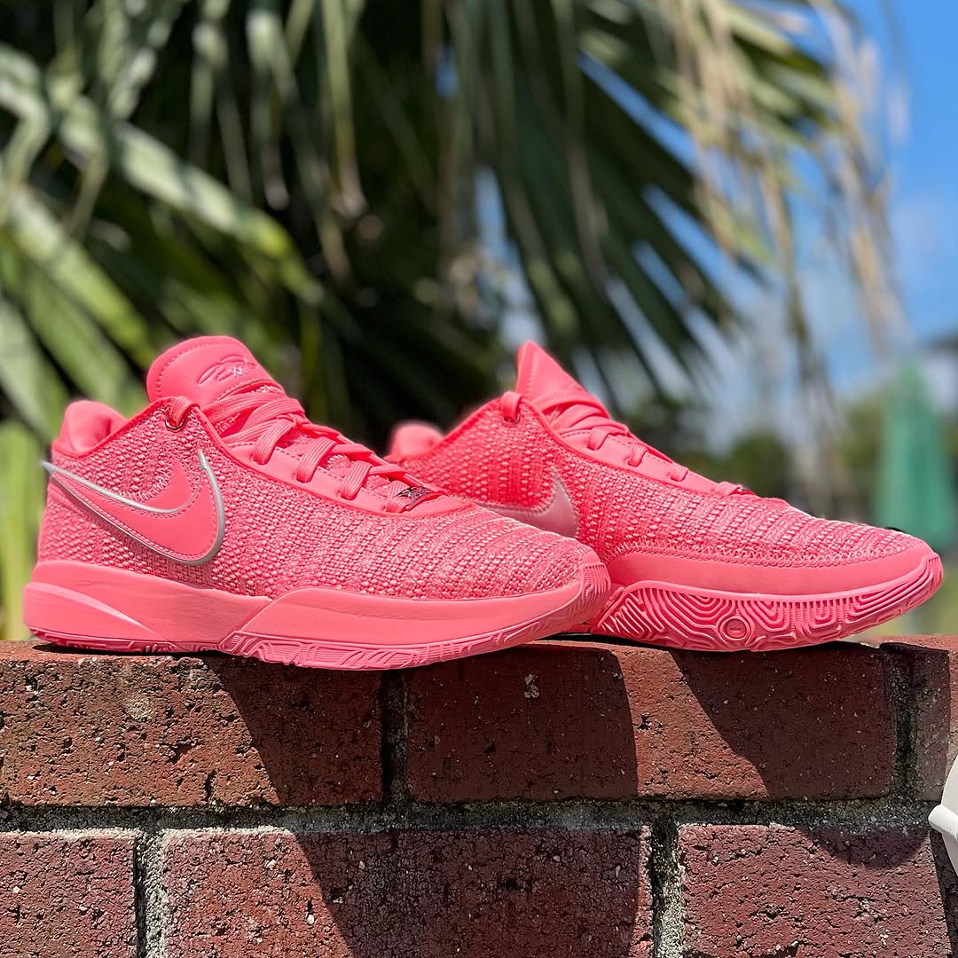 NIKE LEBRON XX 'PINK DIAMOND' ナイキ レブロン 20 【MEN'S】 pink