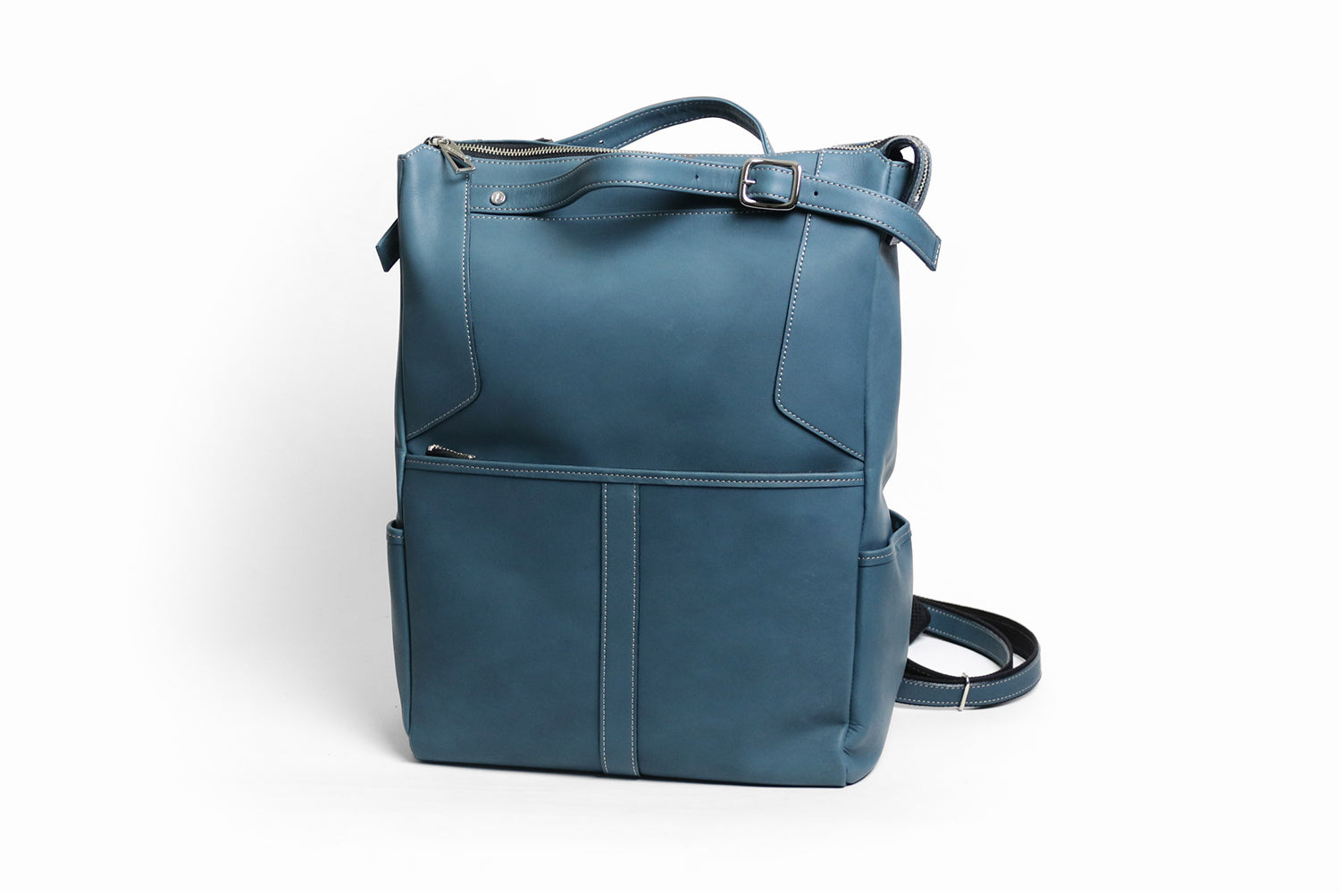 JYO ARVINISTA DRISS 後ろ姿が決まる洗練されたデザイン。しっとりした