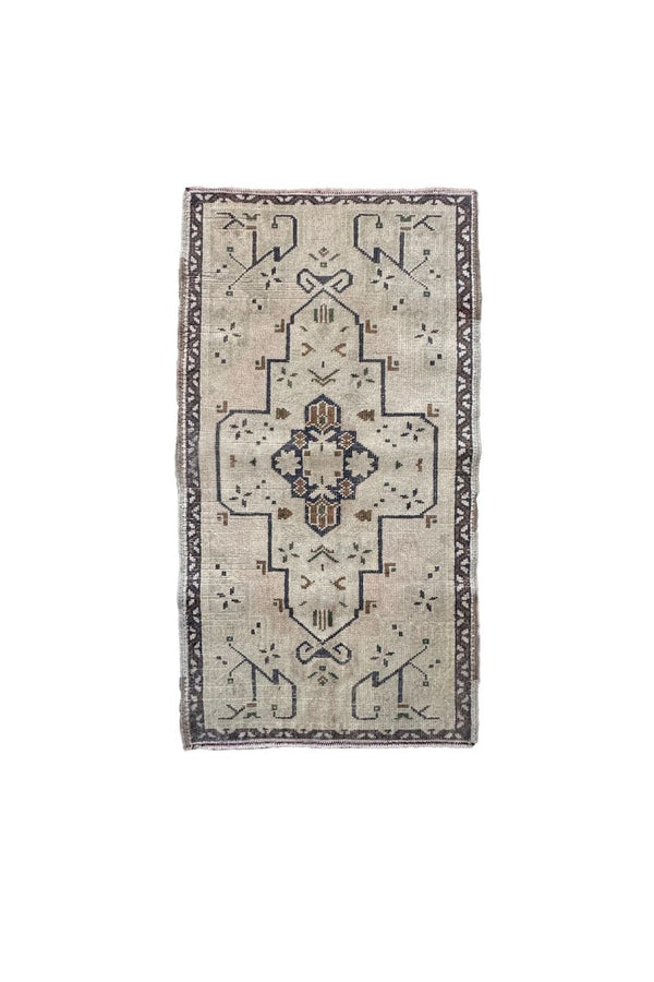 Vintage Turkish Rug 304 - Marie Flanigan