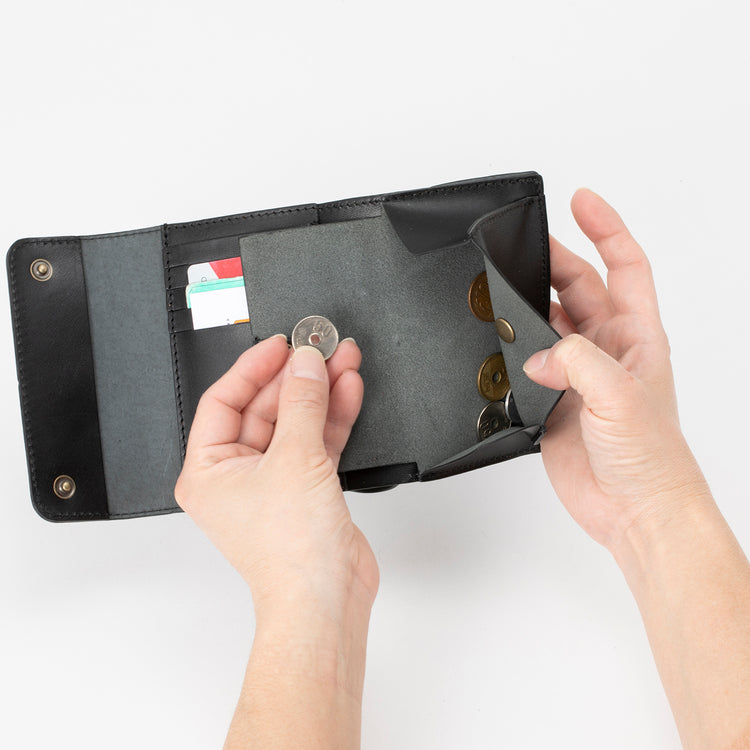 BARNS OUTFITTERS | バーンズ アウトフィッターズ BW Cordovan 3Fold