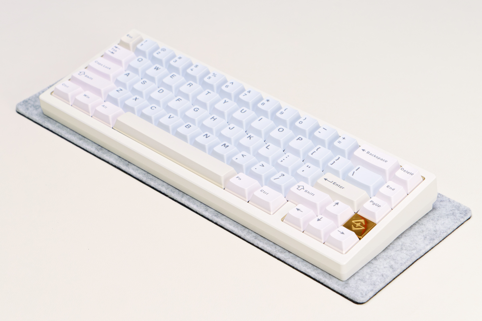WOBKEY ZEN65 レビュー｜好みの打鍵感に簡単カスタマイズできちゃう65