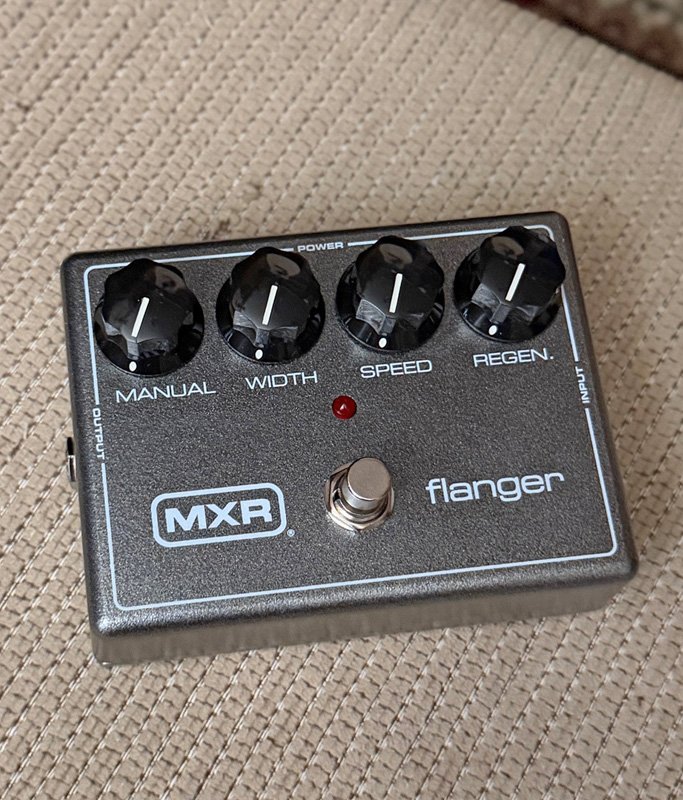USED MXR M117R Flanger Effect Pedal w/ Original Box