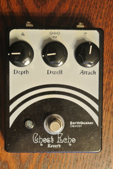 earthquaker-devices-ghost-echo