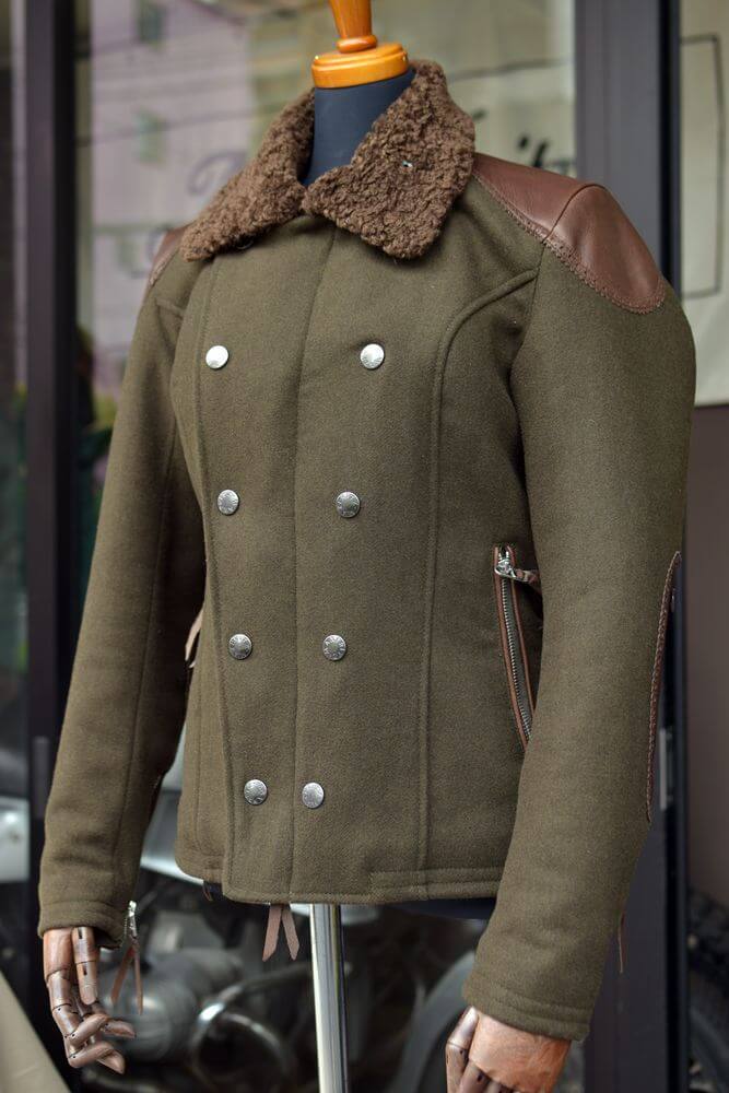 この冬注目のレディース『メダリオンライドジャケット』 | マックス