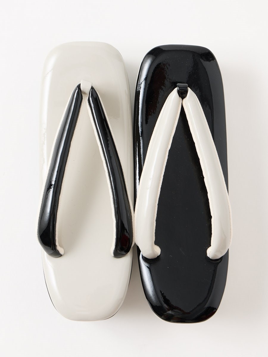 ラスト1点】草履「 妖 」(FREE ブラック): ふりふ ｜ミマツグループ