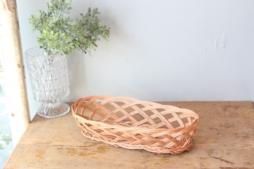 かご・バスケット・雑貨 - menui | MNJK東欧のトレイかご【柳 バケット
